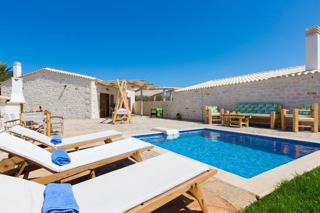 Chainteris Villas, Vast Views, By Thinkvilla Prínos Exteriér fotografie