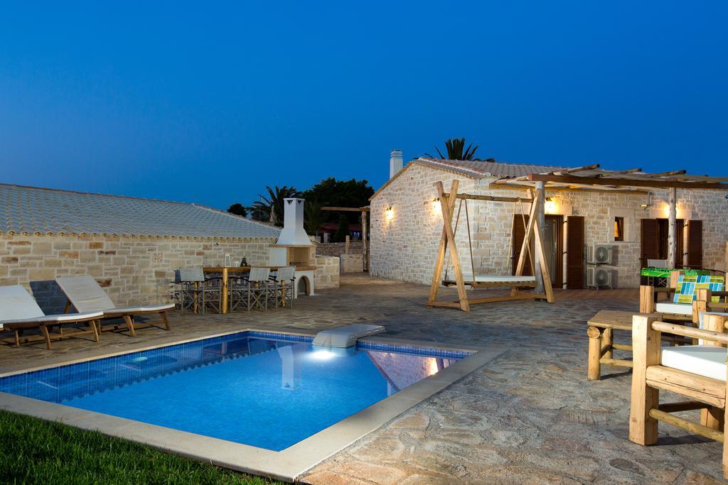 Chainteris Villas, Vast Views, By Thinkvilla Prínos Exteriér fotografie